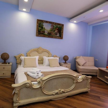 Hotel 2Floors Tbilisi Ngoại thất bức ảnh